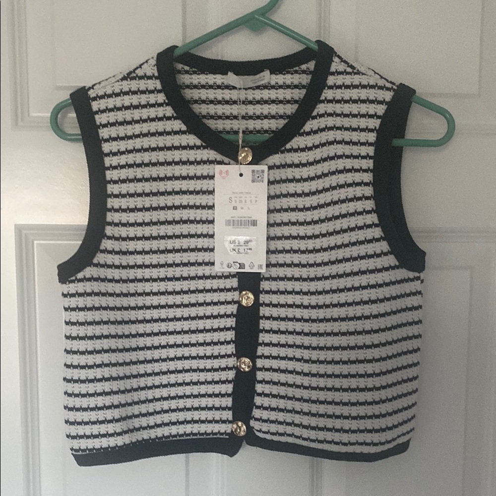 Zara Black and White Striped Sweatervest